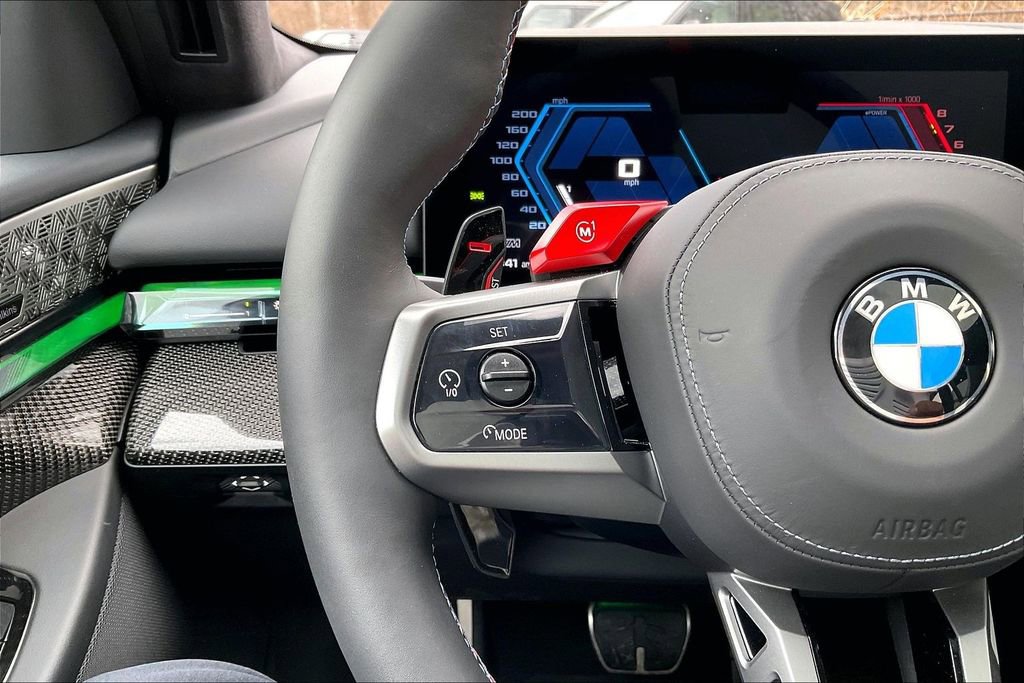 Used 2026 BMW M5 Touring image 11