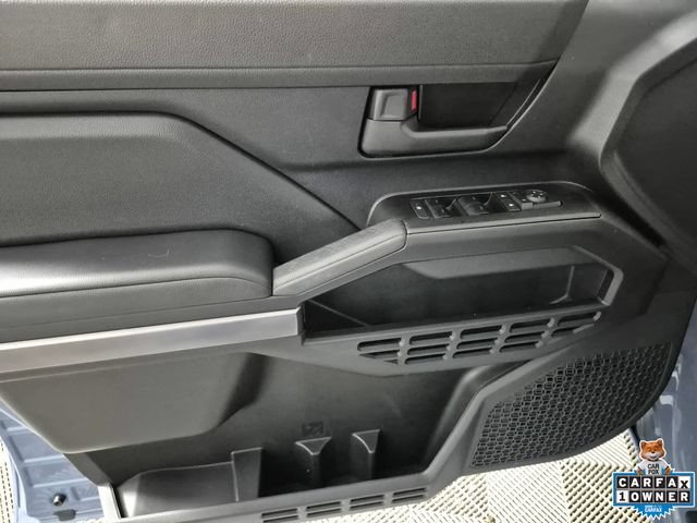Certified 2025 Toyota 4Runner SR5 AWD/4WD image 15