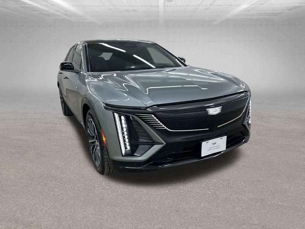 Certified 2025 Cadillac Lyriq Sport image 2