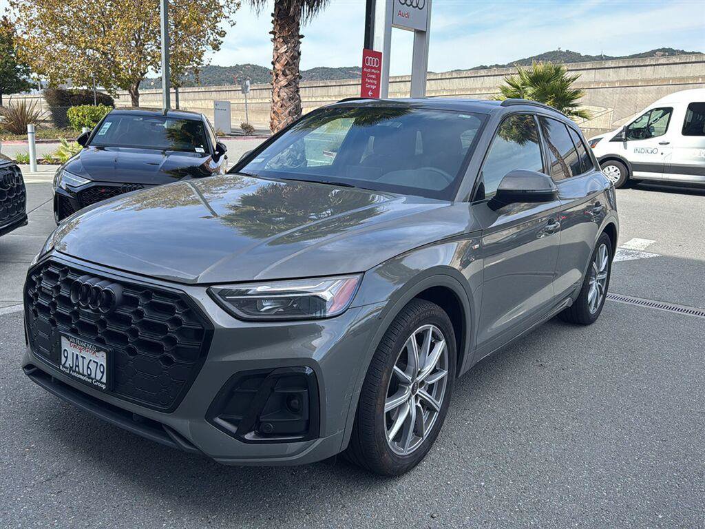 Used 2023 Audi Q5 e Premium Plus w/ Premium Plus Package