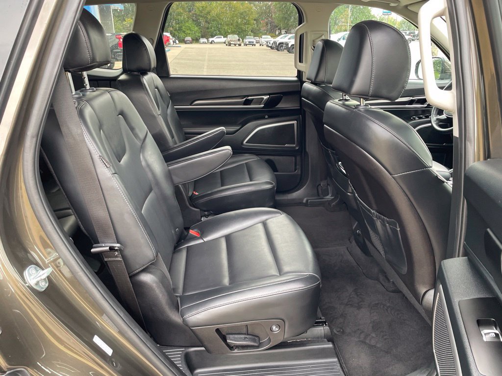 Used 2025 Kia Telluride S AWD/4WD image 39