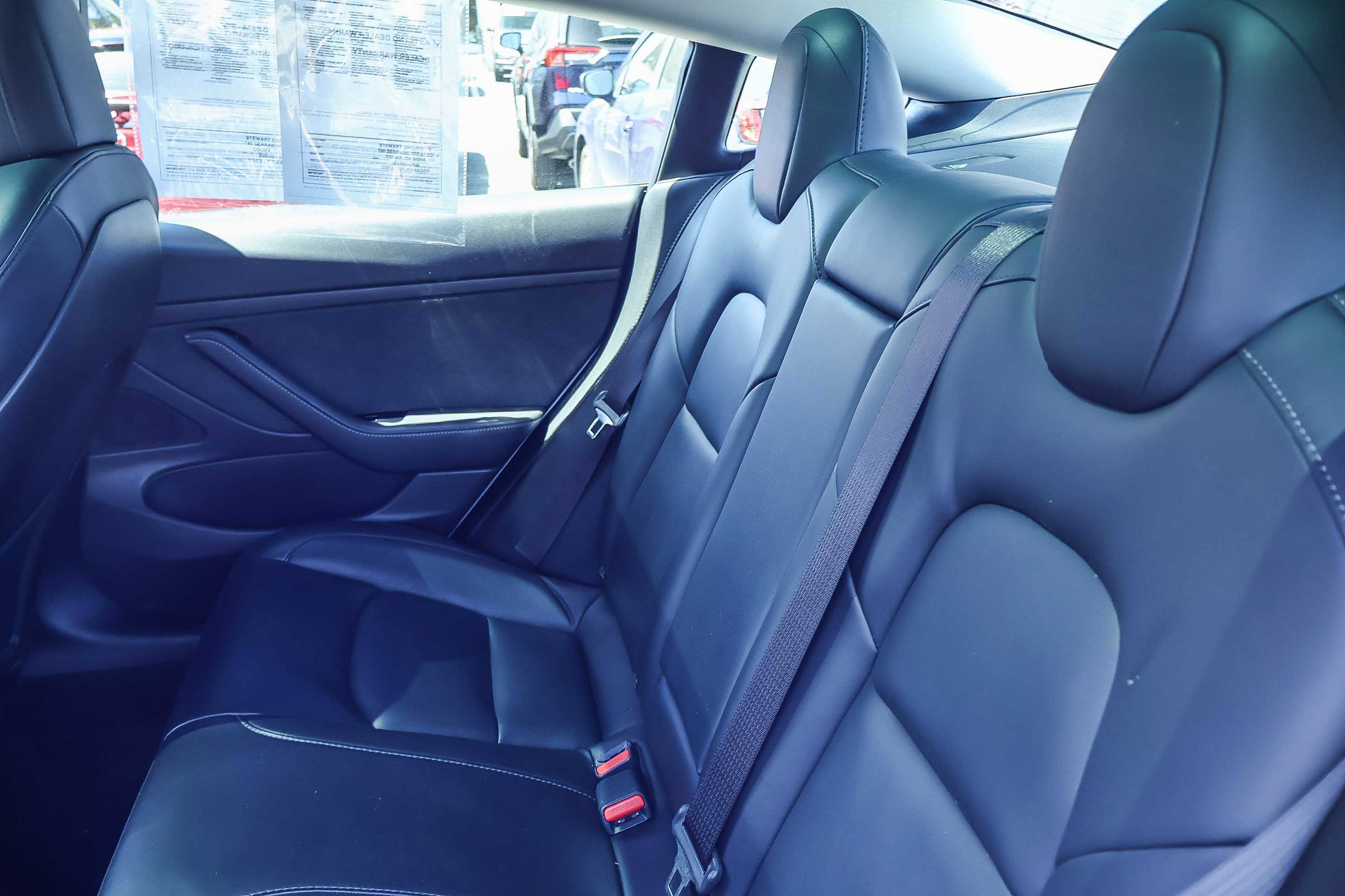 Used 2020 Tesla Model 3 Standard Range Plus RWD image 15