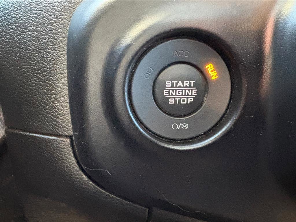 Used 2022 Jeep Gladiator Rubicon image 11