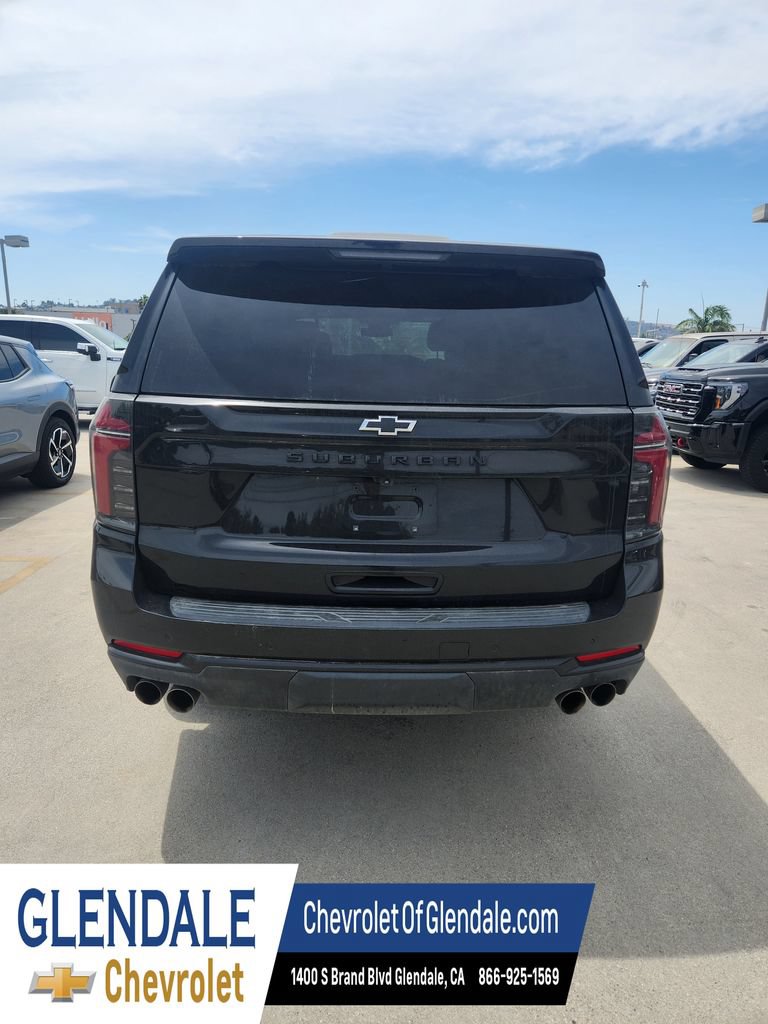 Used 2025 Chevrolet Suburban Z71 AWD/4WD image 5
