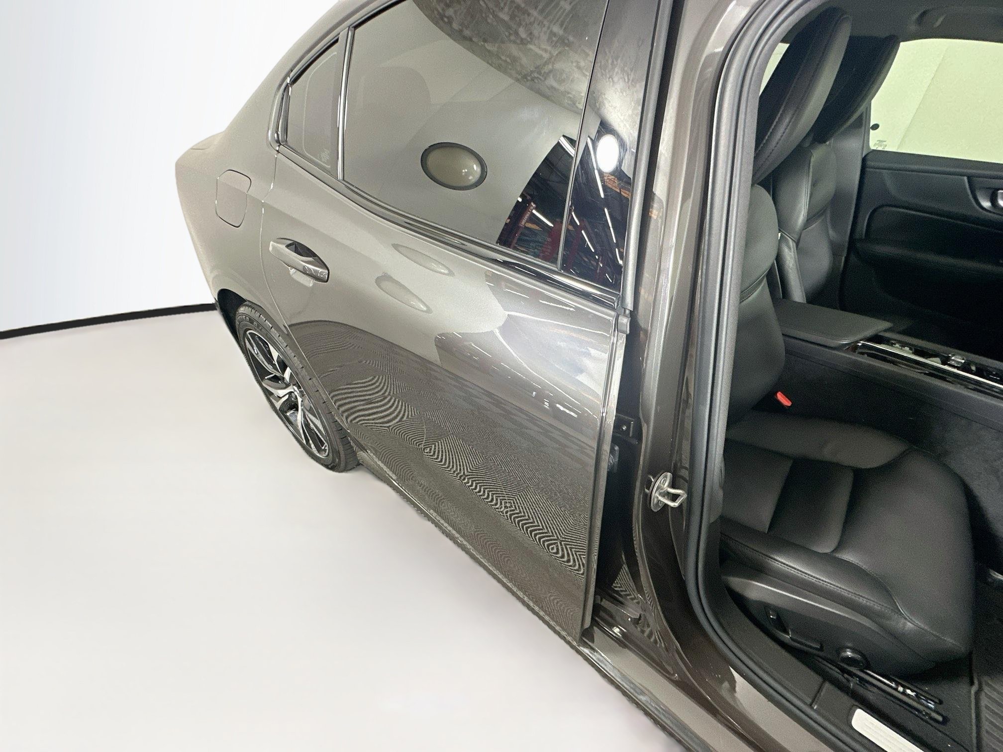 Used 2025 Volvo S60 B5 Plus w/ Protection Package Premier FWD image 28