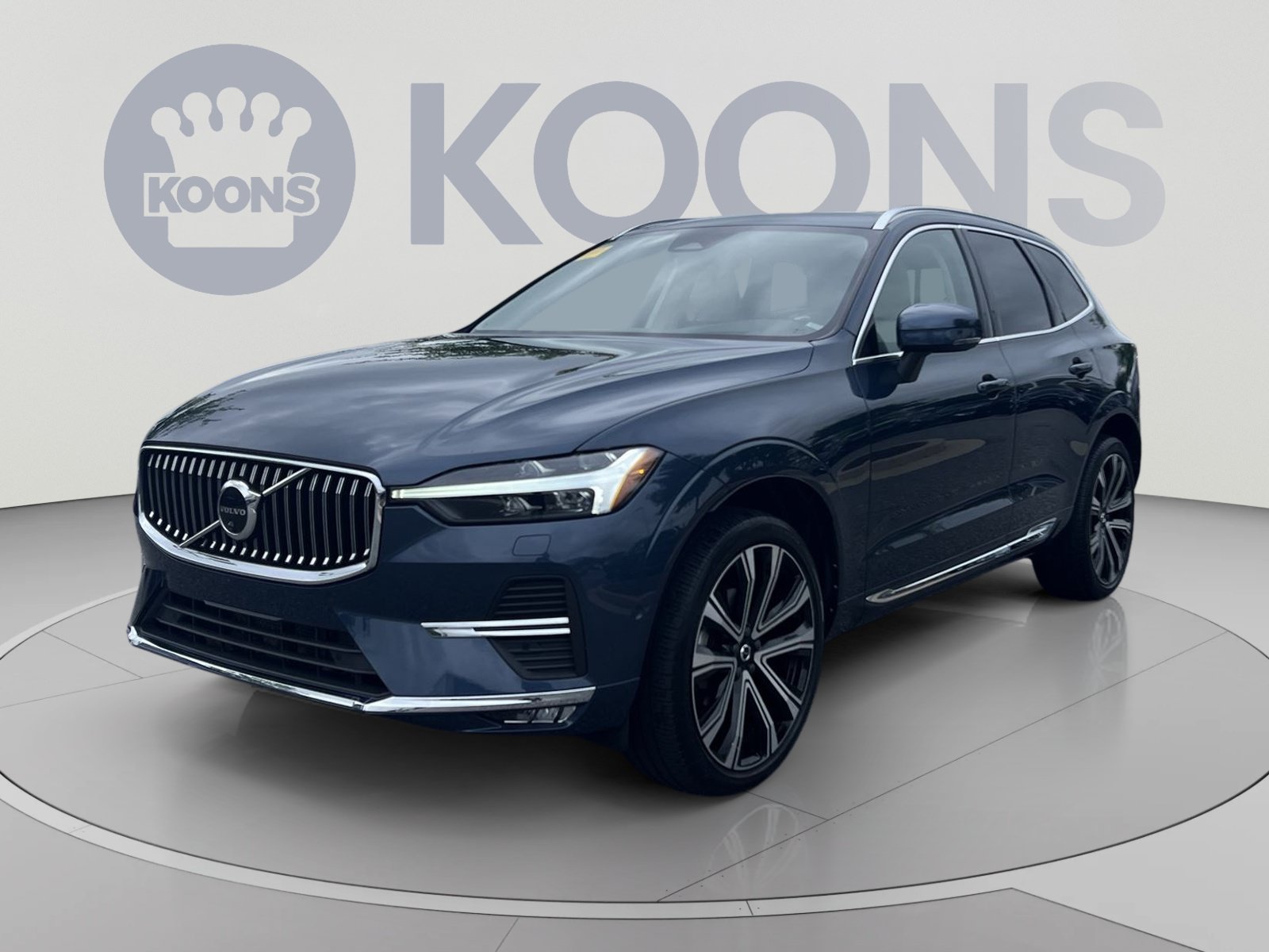 Used 2023 Volvo XC60 B5 Ultimate w/ Climate Package