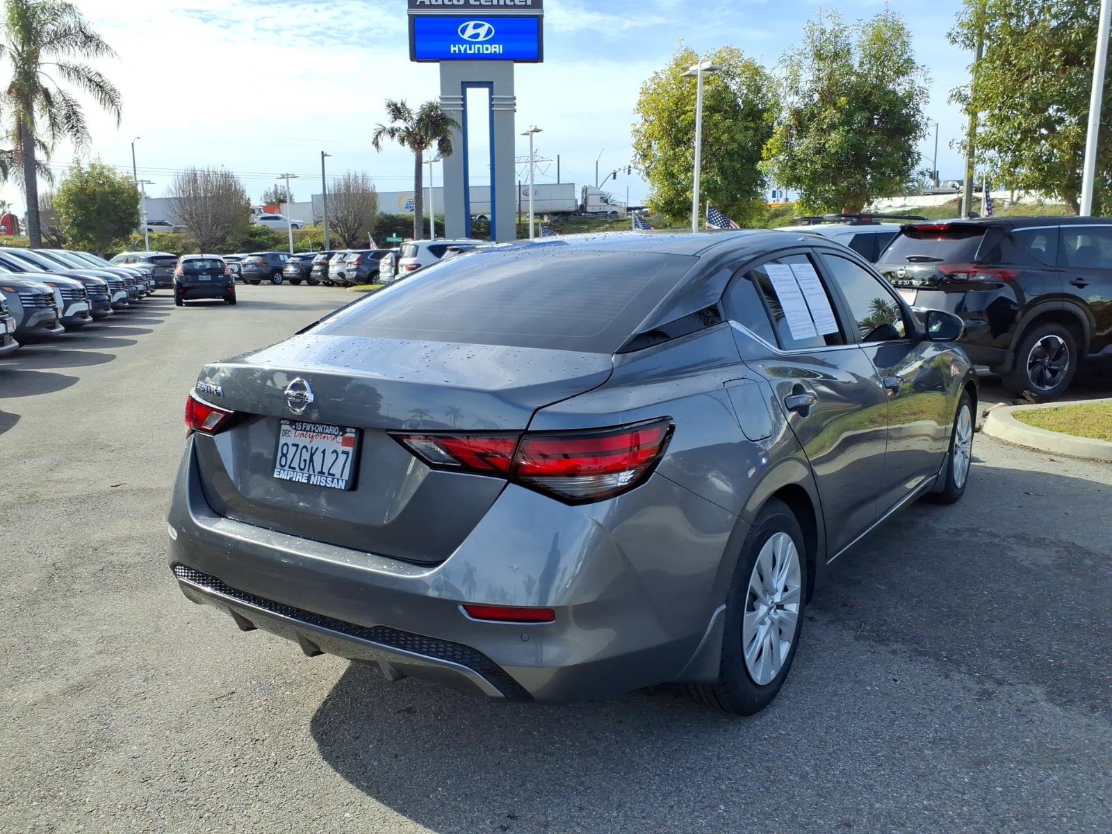 Certified 2022 Nissan Sentra S image 6