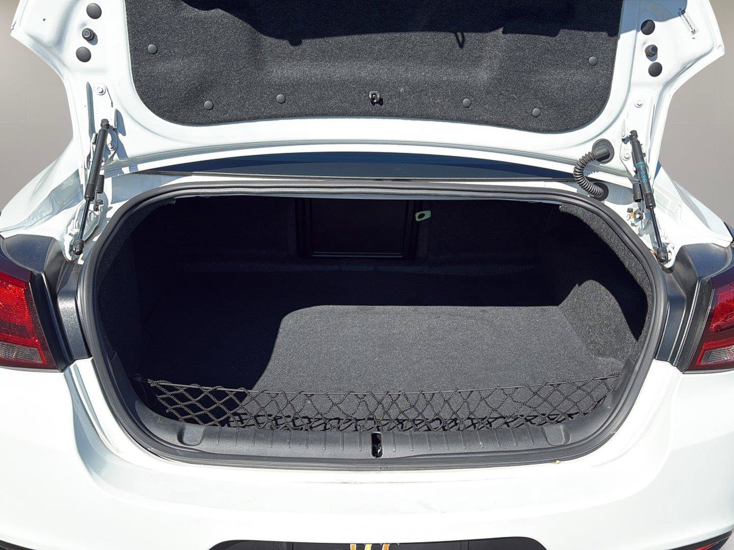 Used 2016 Chevrolet SS RWD image 34