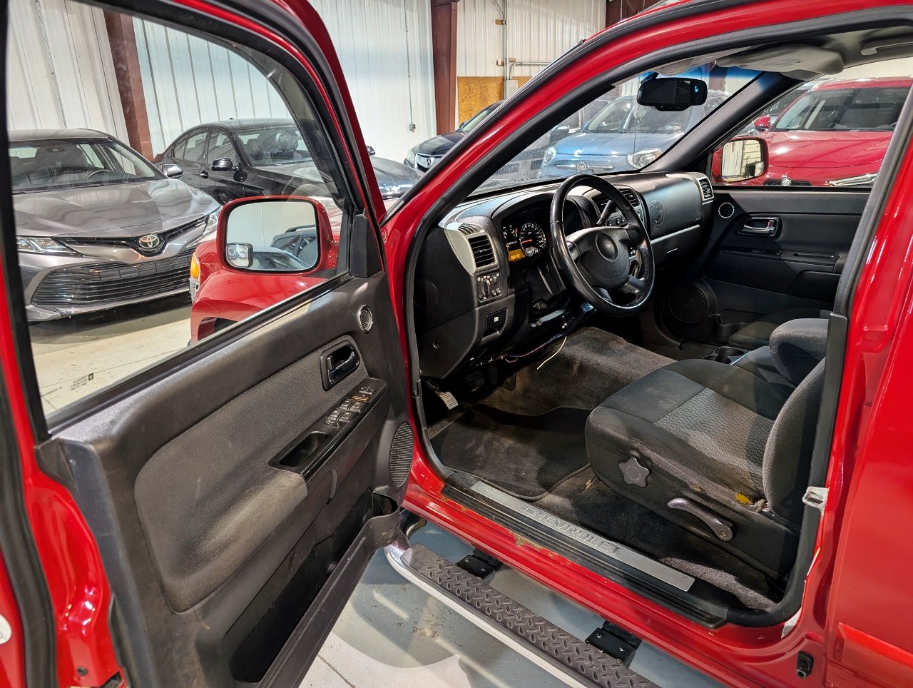 Used 2009 Chevrolet Colorado LT w/ LT Preferred Equipment Group AWD/4WD image 12