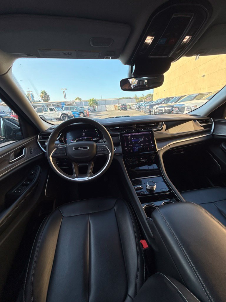 Used 2023 Jeep Grand Cherokee 4WD 4xe image 30