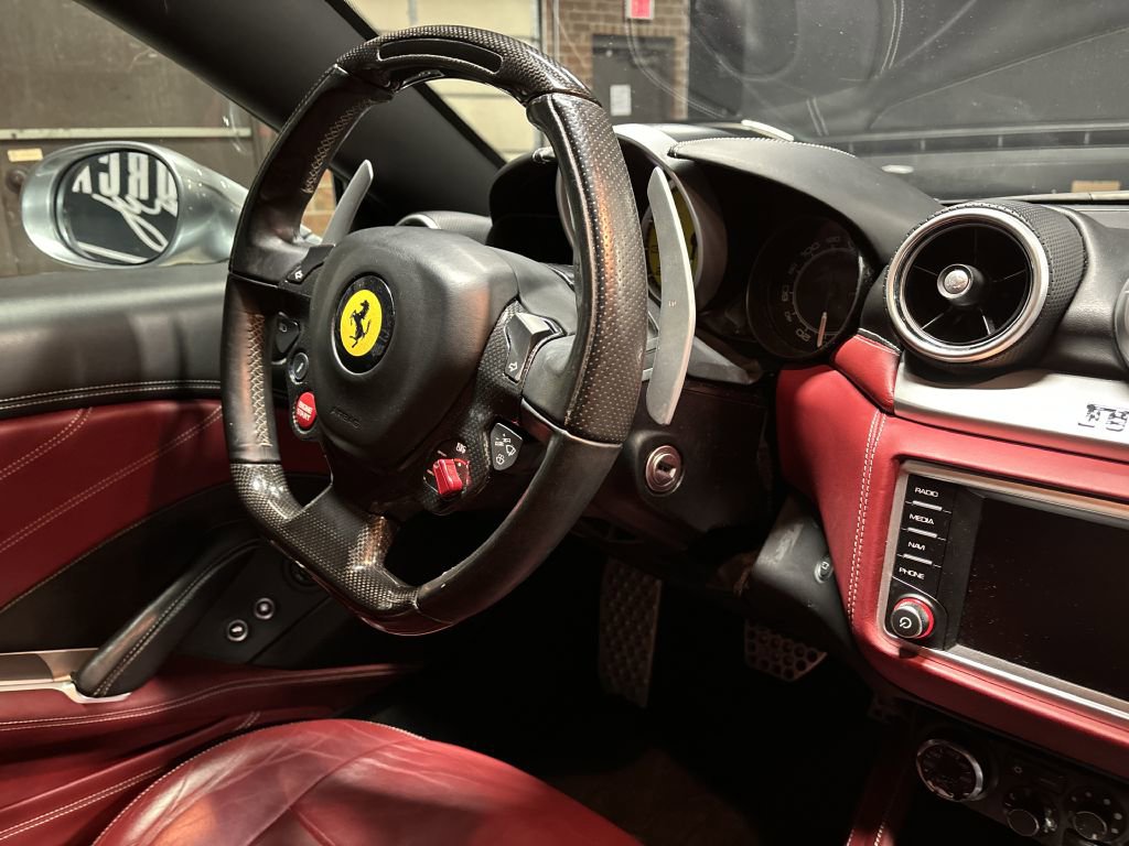 Used 2015 Ferrari California T image 56