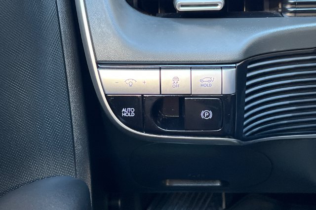 Certified 2024 Hyundai Ioniq 5 SEL RWD image 34