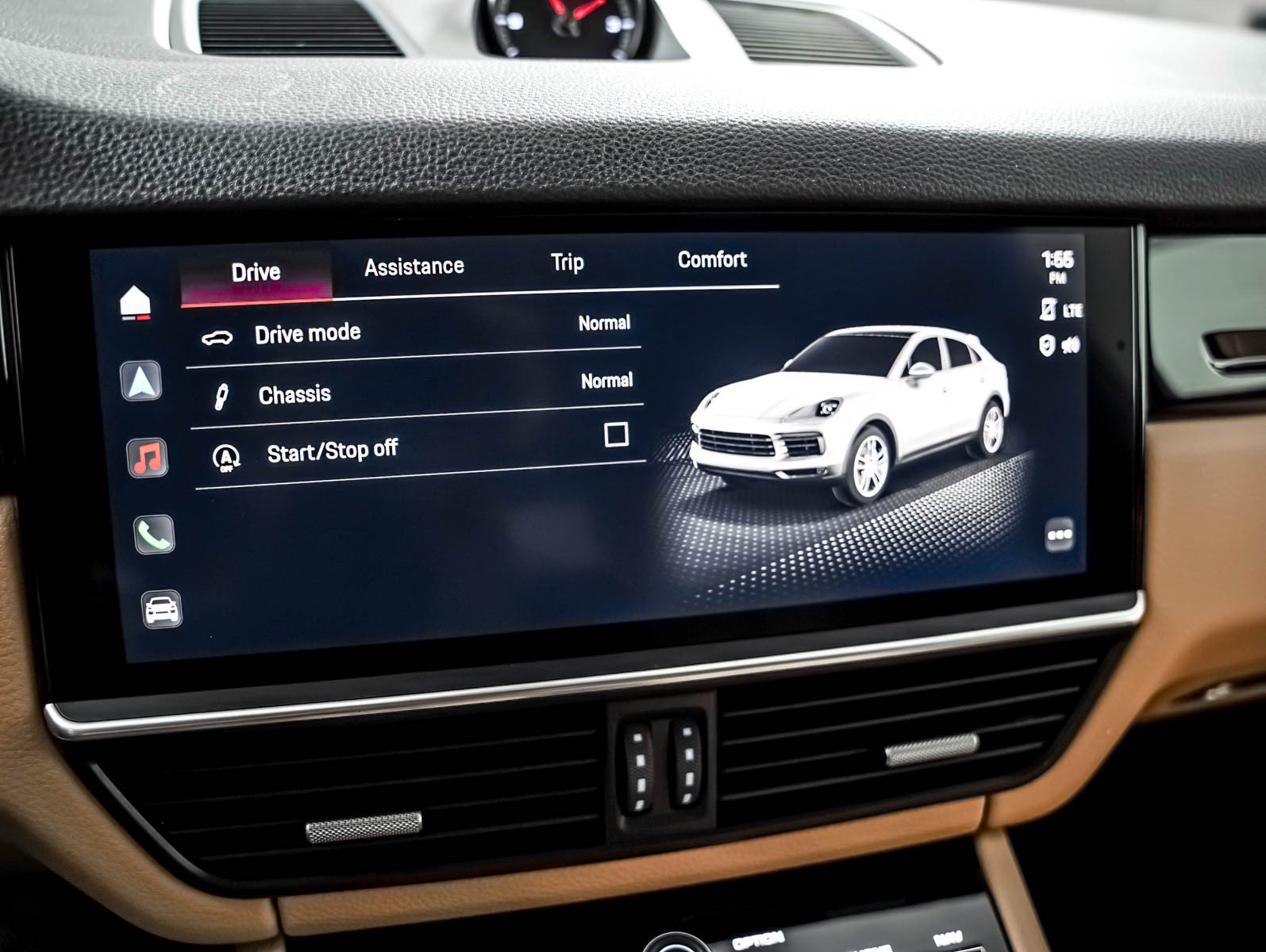 Certified 2023 Porsche Cayenne Platinum Edition AWD/4WD image 25