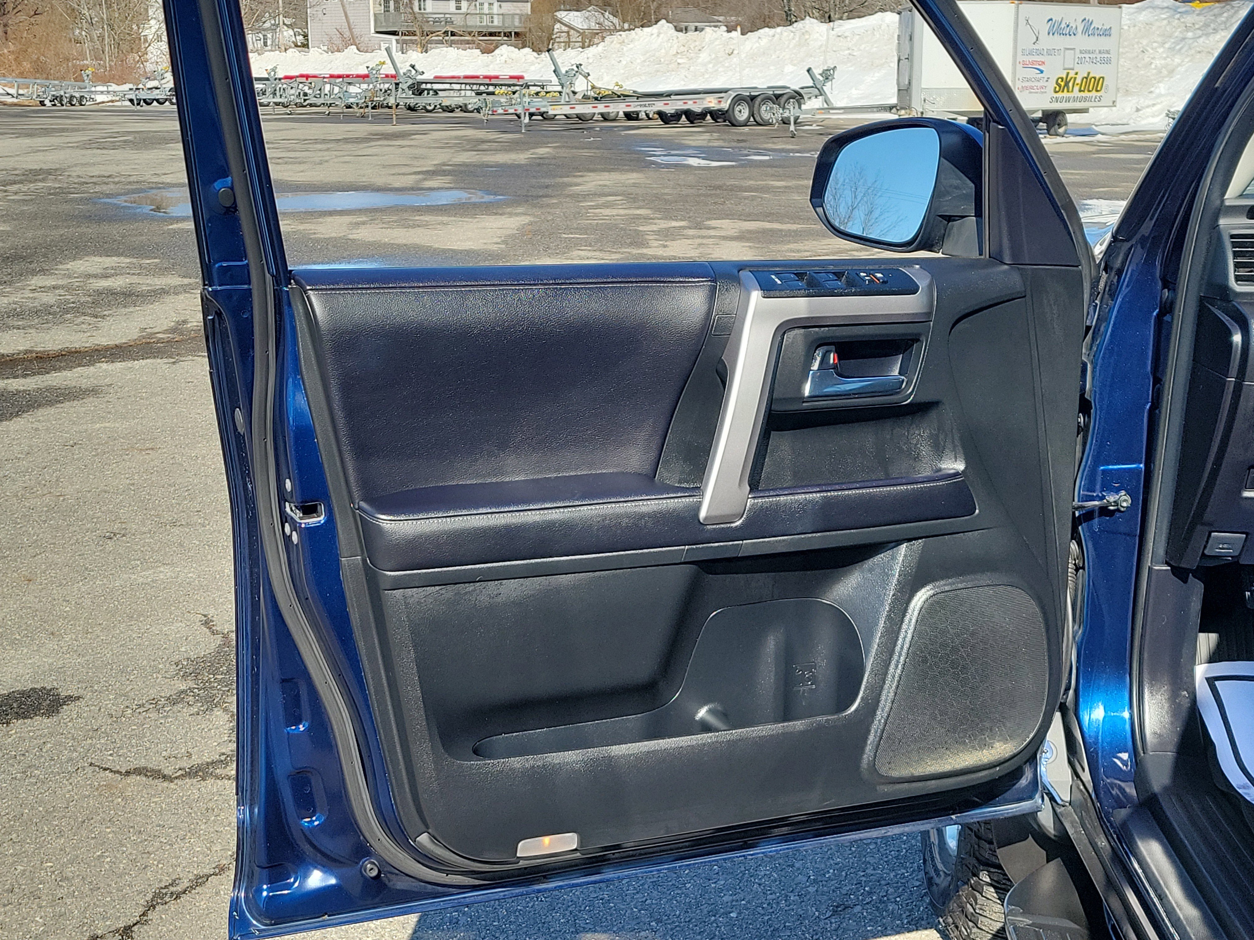 Used 2021 Toyota 4Runner SR5 Premium AWD/4WD image 15