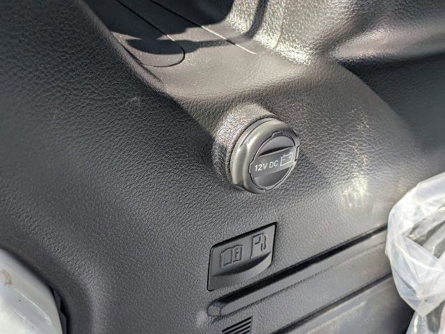 Used 2025 Jeep Wrangler Willys image 15