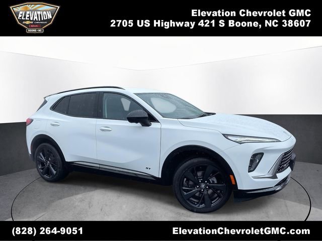 Used 2025 Buick Envision Sport Touring image 1