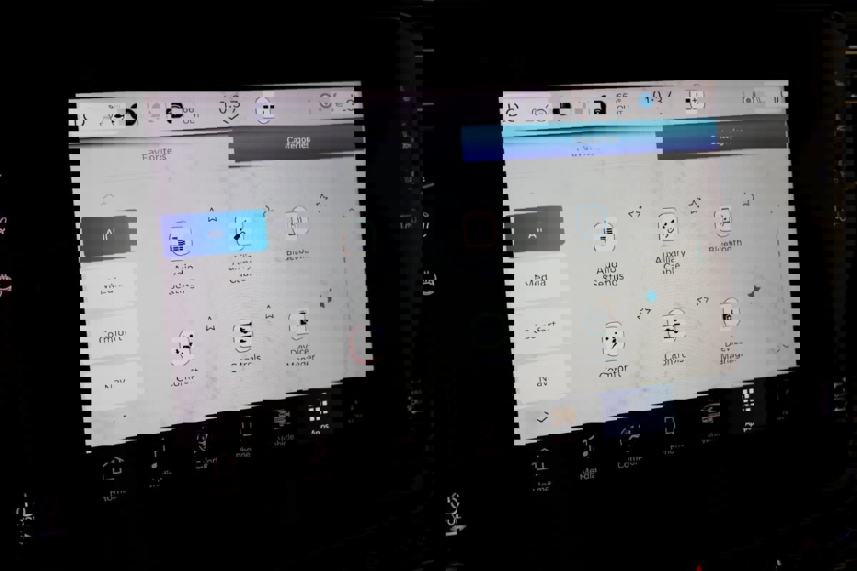 Used 2024 Jeep Wagoneer L Series III w/ Flexible Seating Group image 58