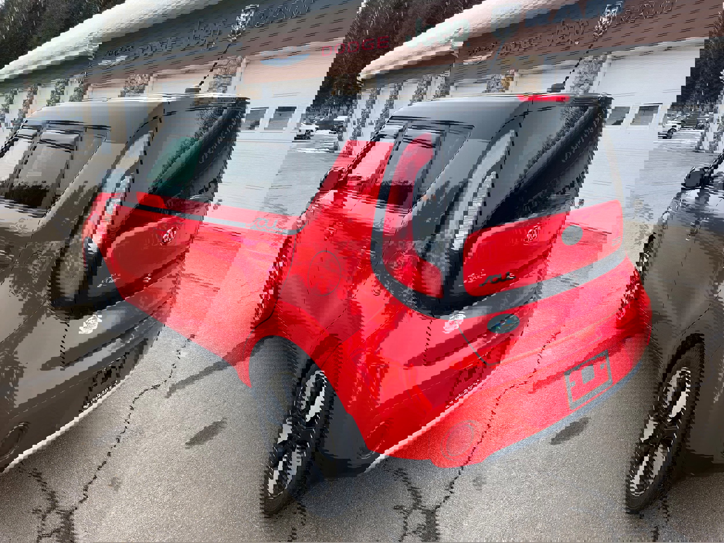 Used 2018 Kia Soul + image 7