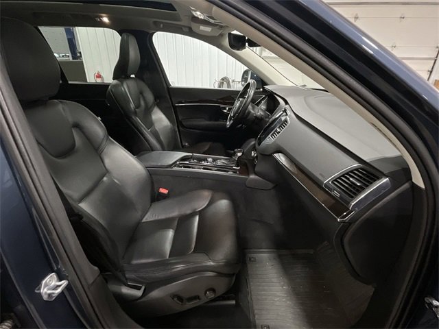 Used 2019 Volvo XC90 T5 Momentum w/ Advanced Package image 30