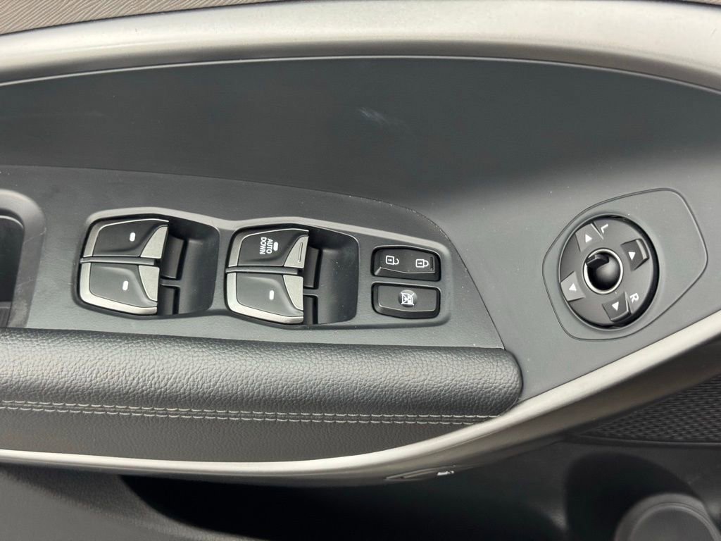 Used 2018 Hyundai Santa Fe Sport AWD/4WD image 14