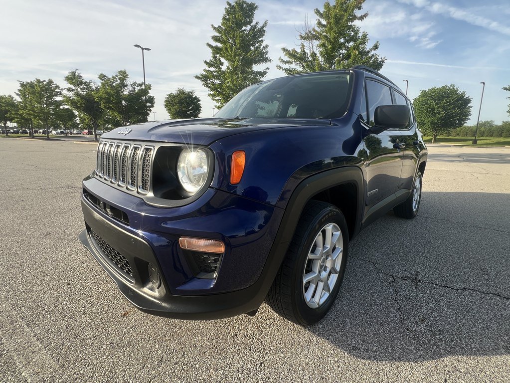 Used 2019 Jeep Renegade Sport w/ Sport Appearance Group AWD/4WD image 1