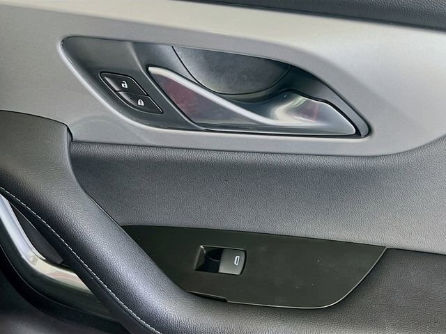 Used 2020 Chevrolet Blazer LT image 32