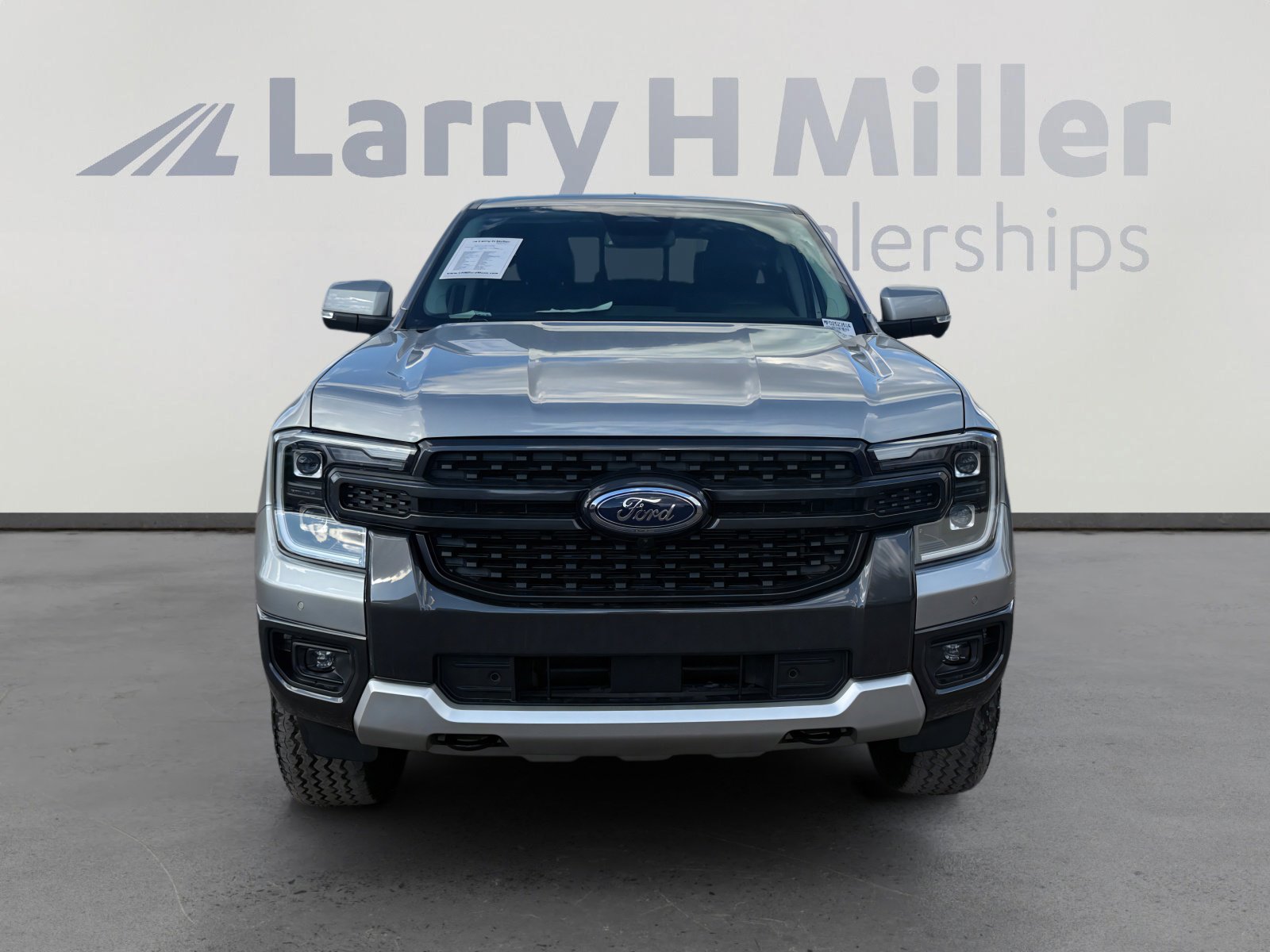 Used 2024 Ford Ranger Lariat w/ FX4 Off-Road Package image 8