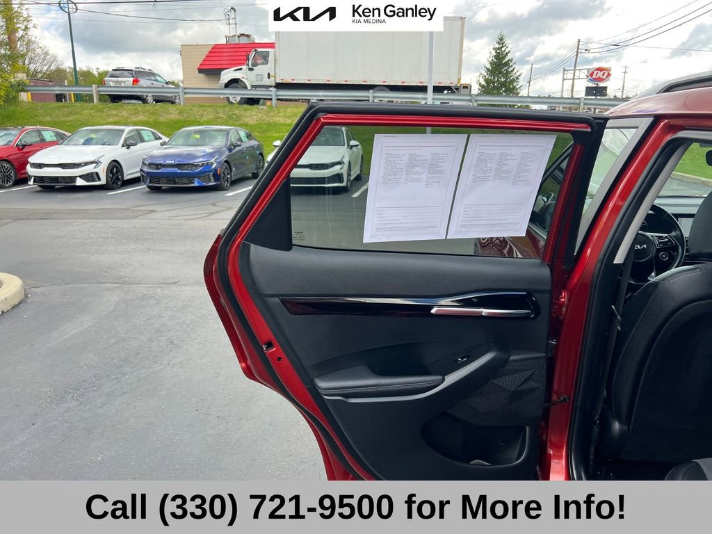 Certified 2024 Kia Seltos S AWD/4WD image 48