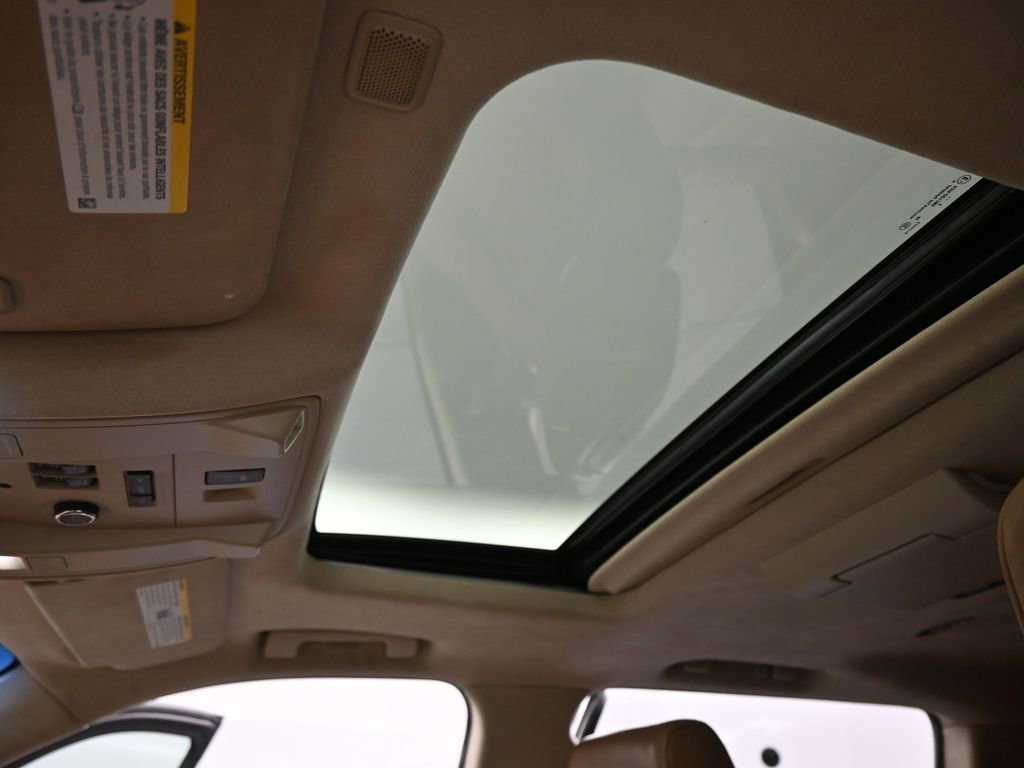 Used 2016 Cadillac Escalade ESV Platinum image 16