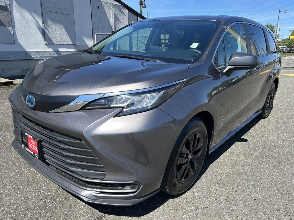 Certified 2023 Toyota Sienna LE