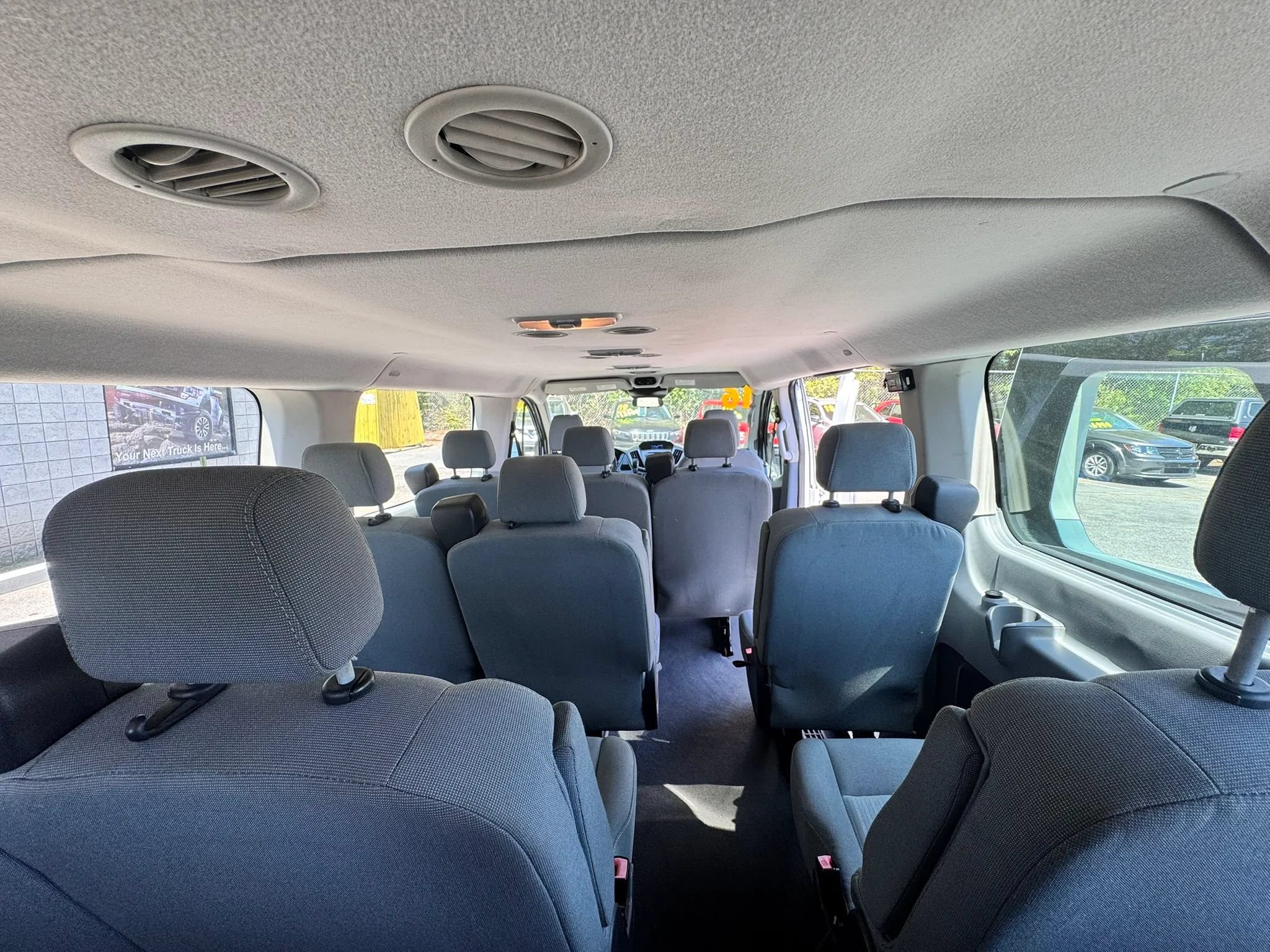 Used 2016 Ford Transit 350 XLT RWD image 28