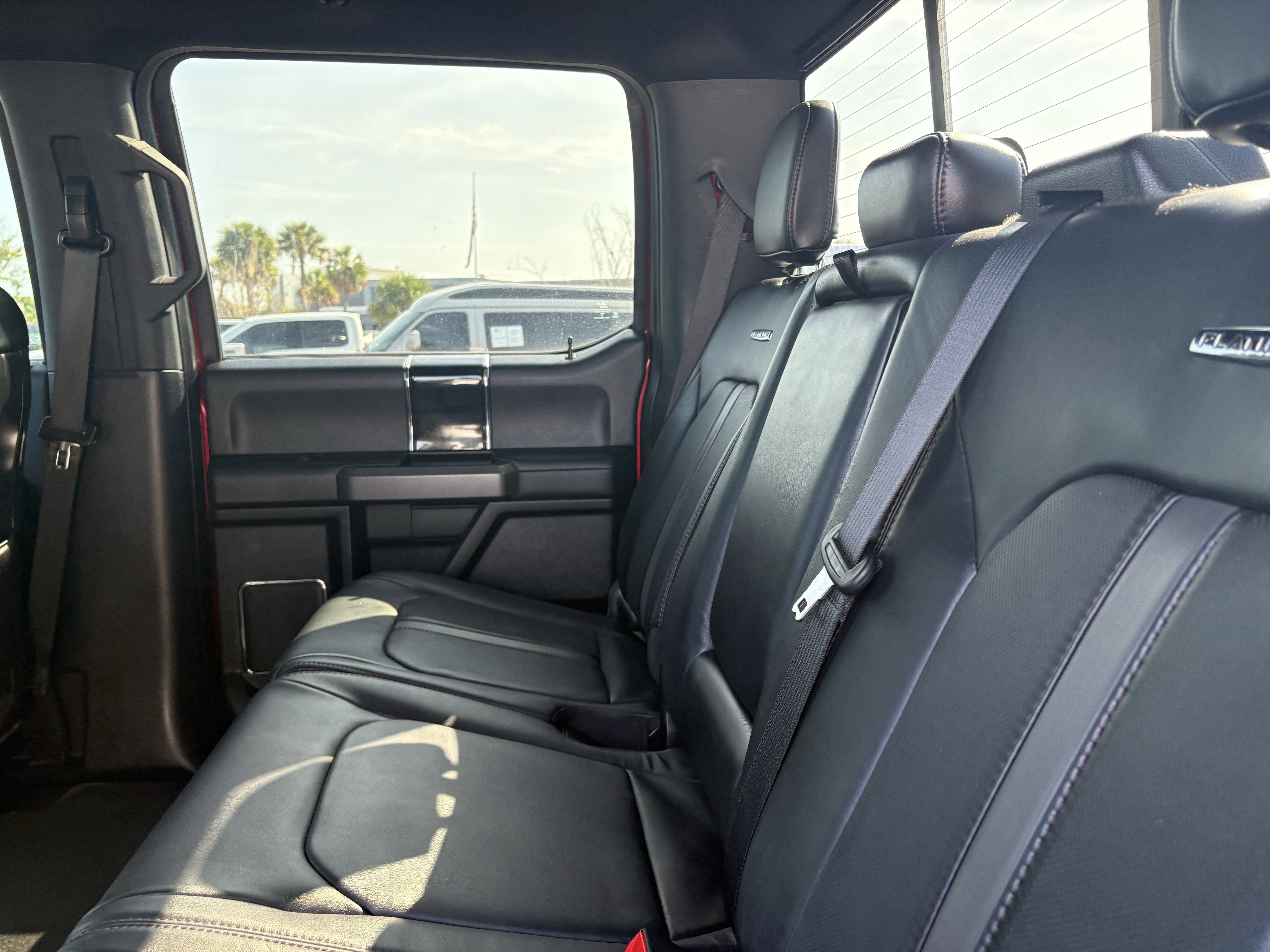 Used 2020 Ford F250 Platinum w/ FX4 Off-Road Package image 17