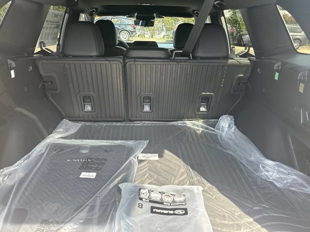 New 2026 Subaru Outback Touring AWD/4WD image 13