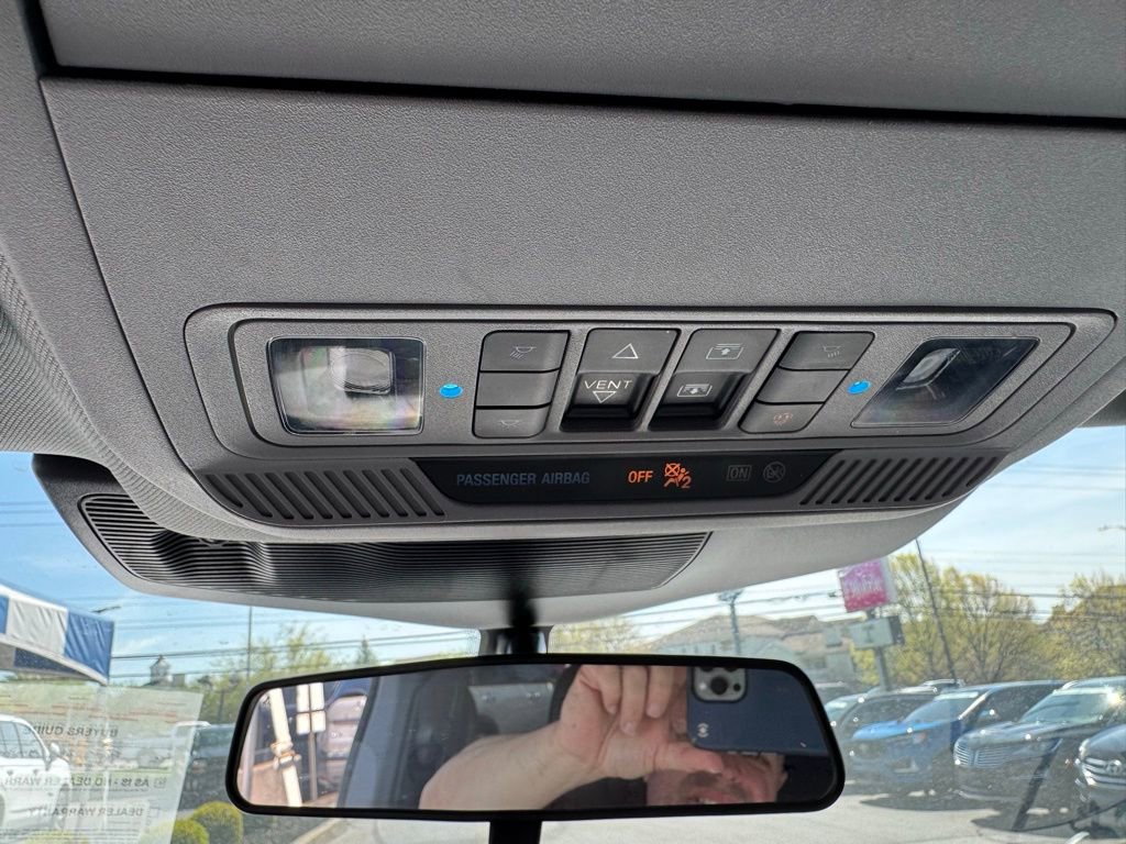 Used 2023 Ford Explorer XLT w/ Equipment Group 202A image 24