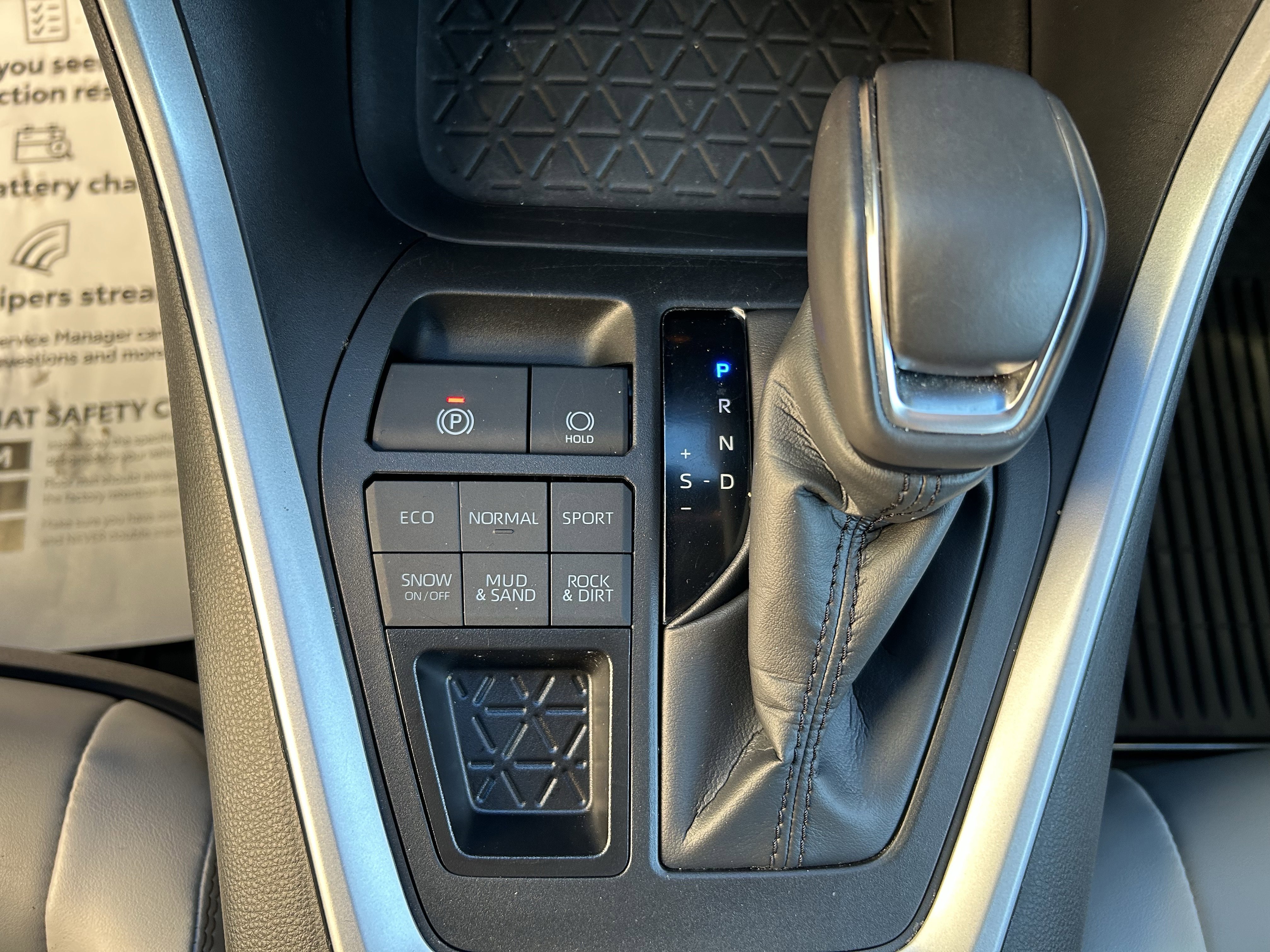 Certified 2023 Toyota RAV4 XLE Premium image 31