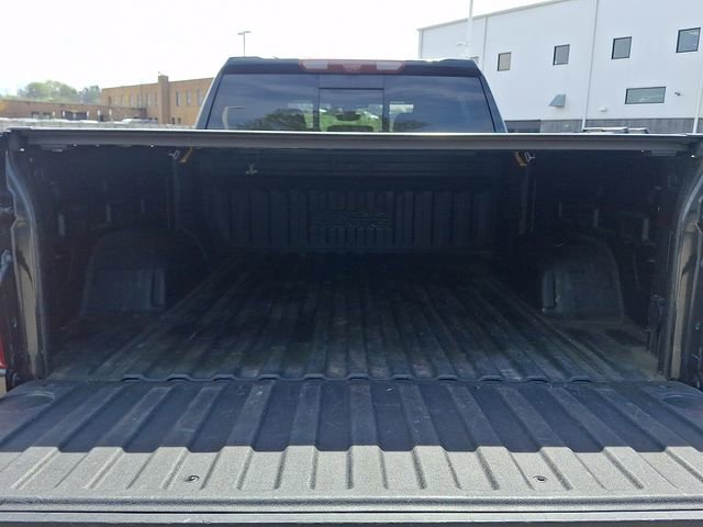 Used 2021 Chevrolet Silverado 1500 High Country w/ Technology Package AWD/4WD image 31