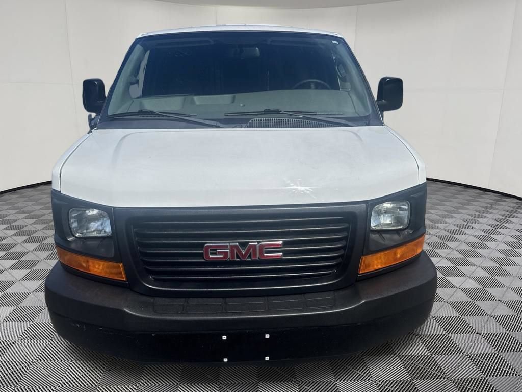 Used 2016 GMC Savana 3500 Extended RWD image 4