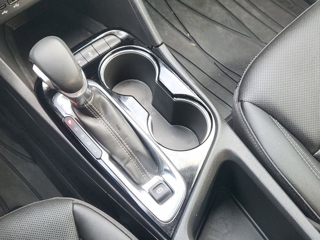 Used 2024 Buick Encore GX Sport Touring image 21