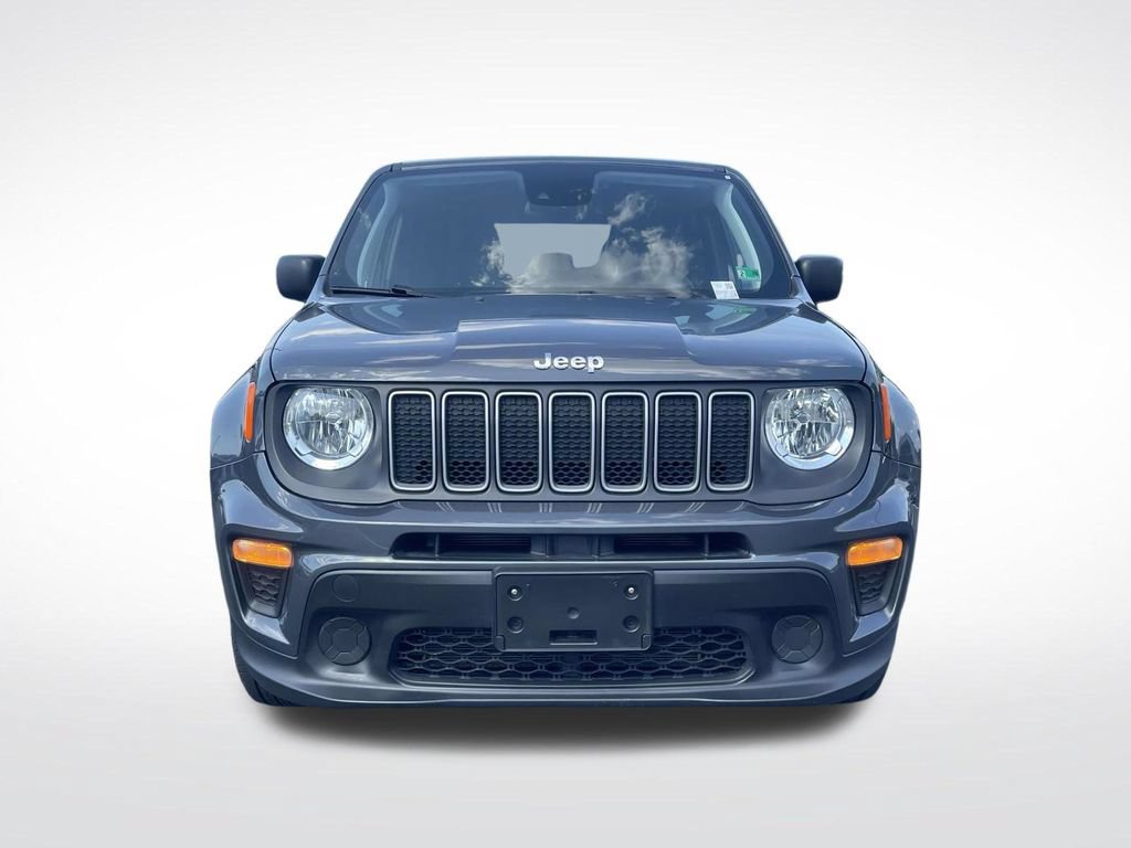 Used 2023 Jeep Renegade Latitude AWD/4WD image 2