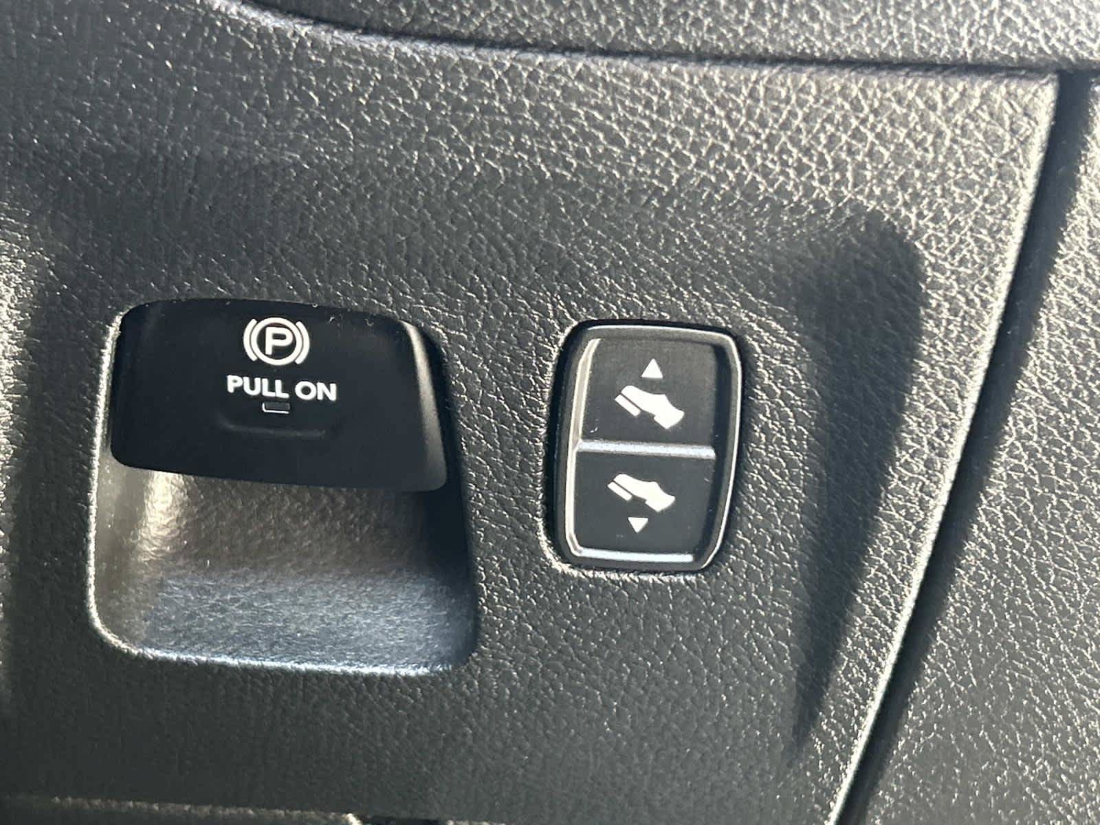 Used 2022 RAM 1500 Big Horn AWD/4WD image 21
