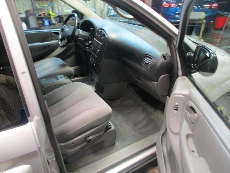Used 2007 Dodge Grand Caravan SXT FWD image 8