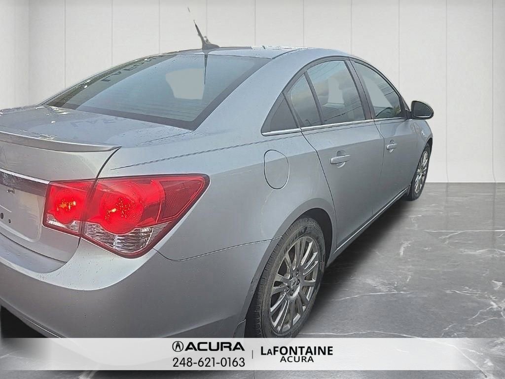 Used 2011 Chevrolet Cruze Eco image 5
