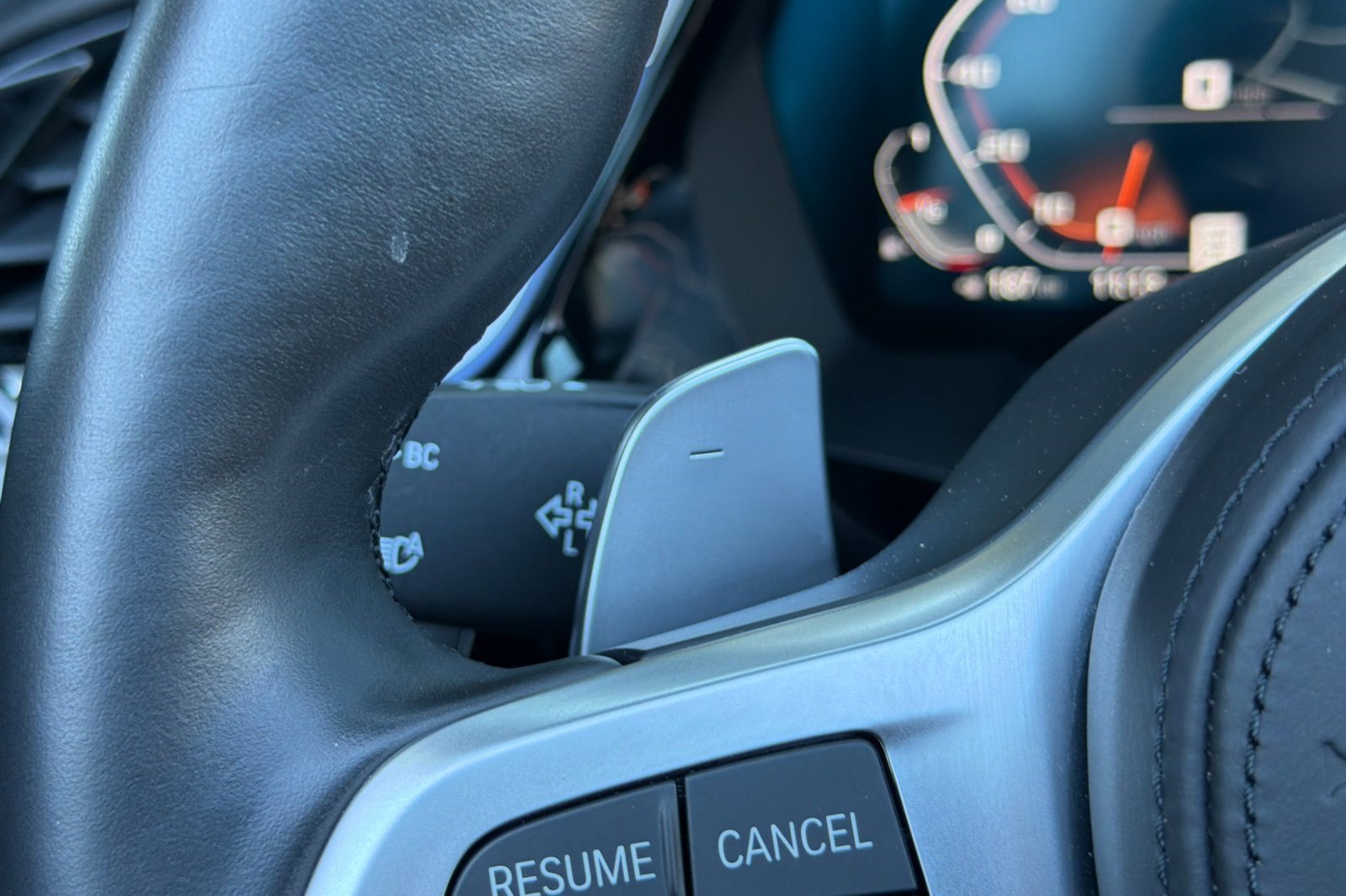 Used 2022 BMW Z4 M40i w/ Premium Package image 32