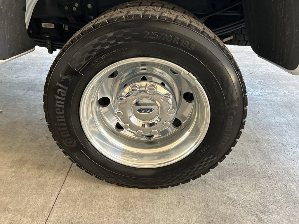 Used 2025 Ford F450 XLT AWD/4WD image 18