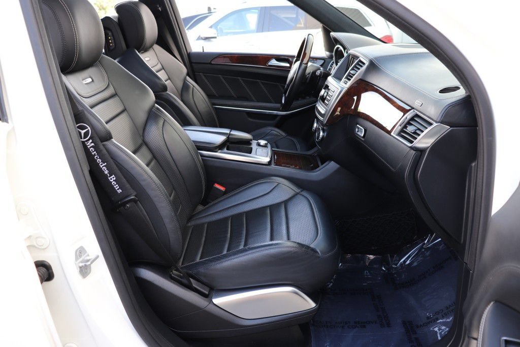 Used 2014 Mercedes-Benz GL 63 AMG 4MATIC image 35