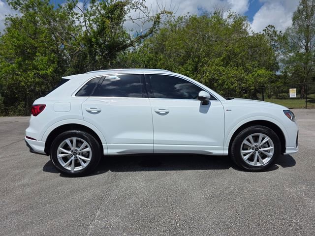 Used 2024 Audi Q3 2.0T Premium Plus w/ Premium Plus Package AWD/4WD image 2