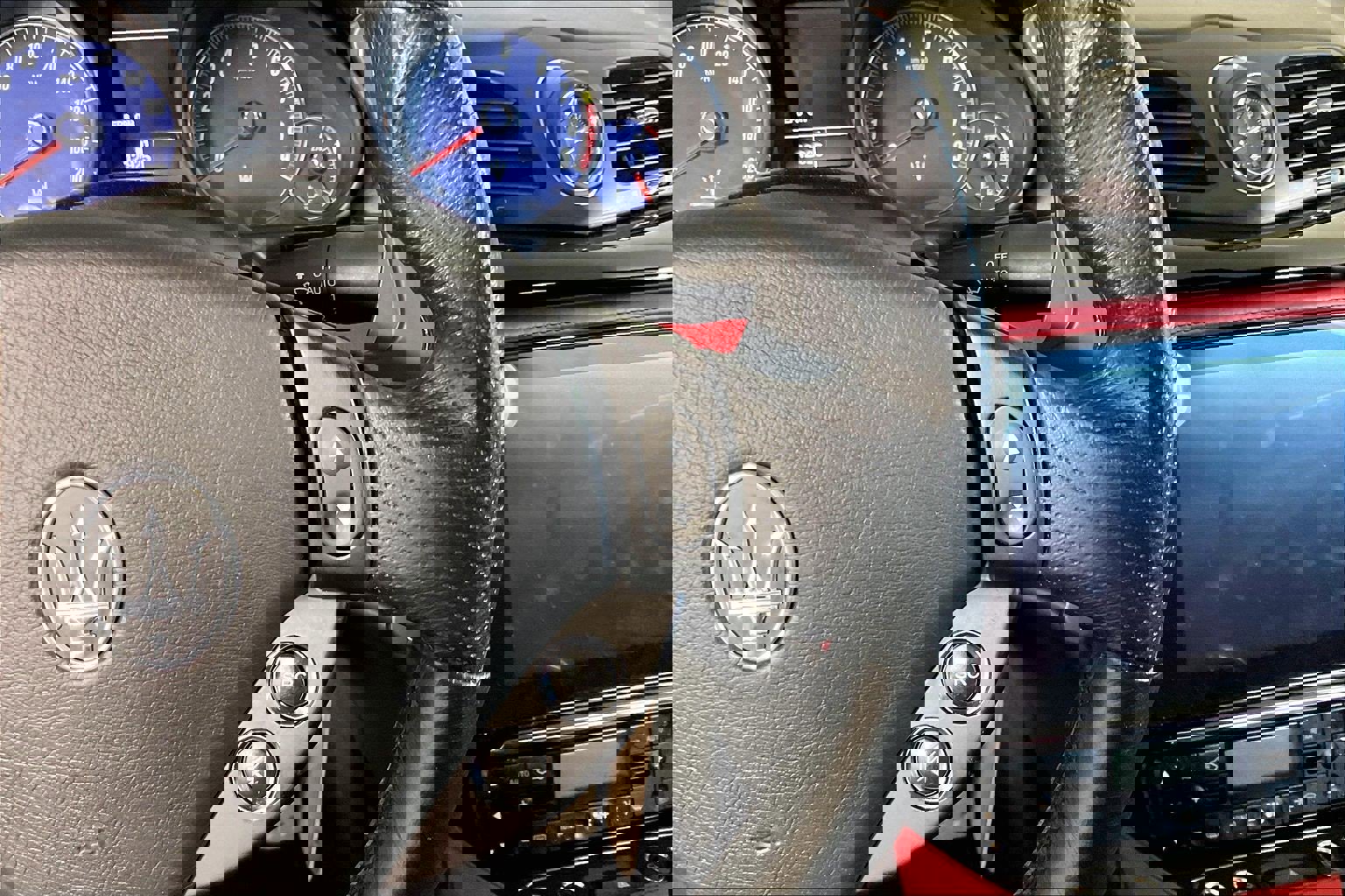 Used 2018 Maserati GranTurismo Convertible image 19