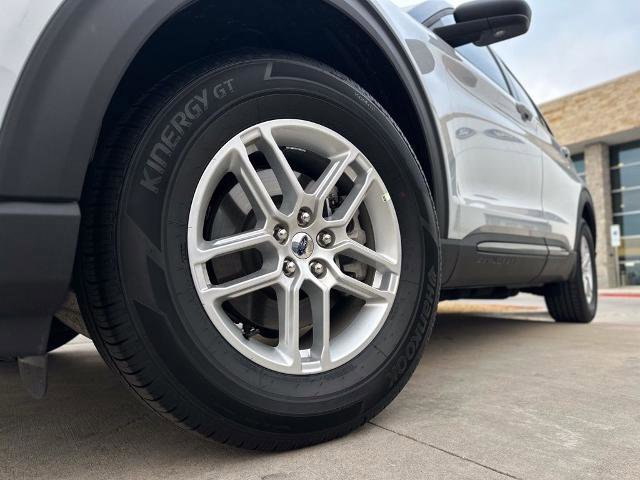 New 2026 Ford Explorer Active image 24