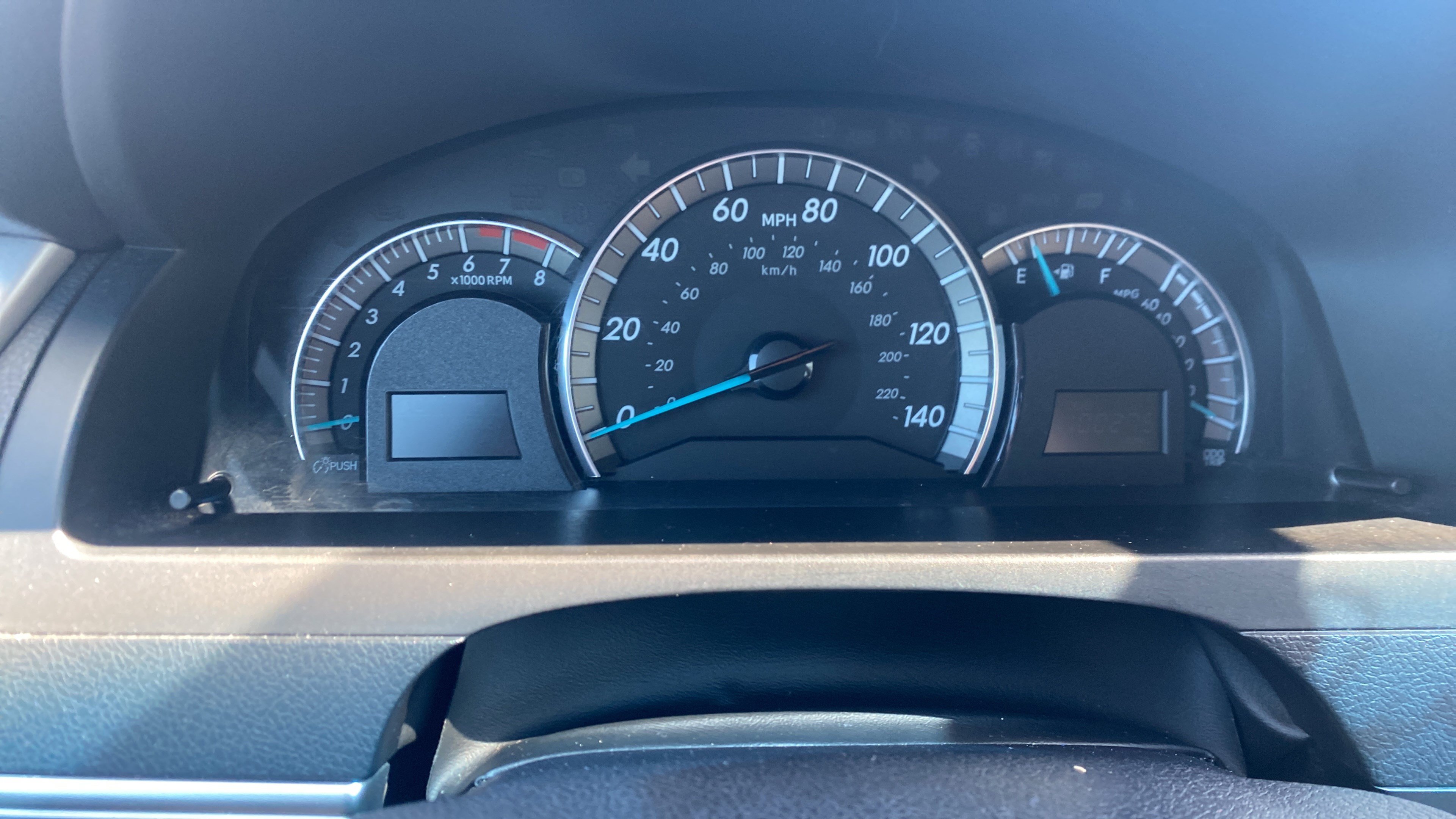 Used 2013 Toyota Camry SE FWD image 14