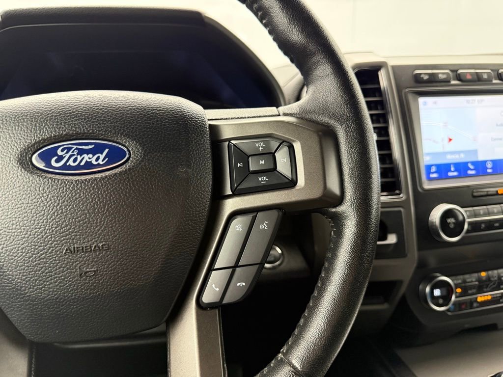 Used 2020 Ford Expedition XLT w/ Equipment Group 202A AWD/4WD image 28